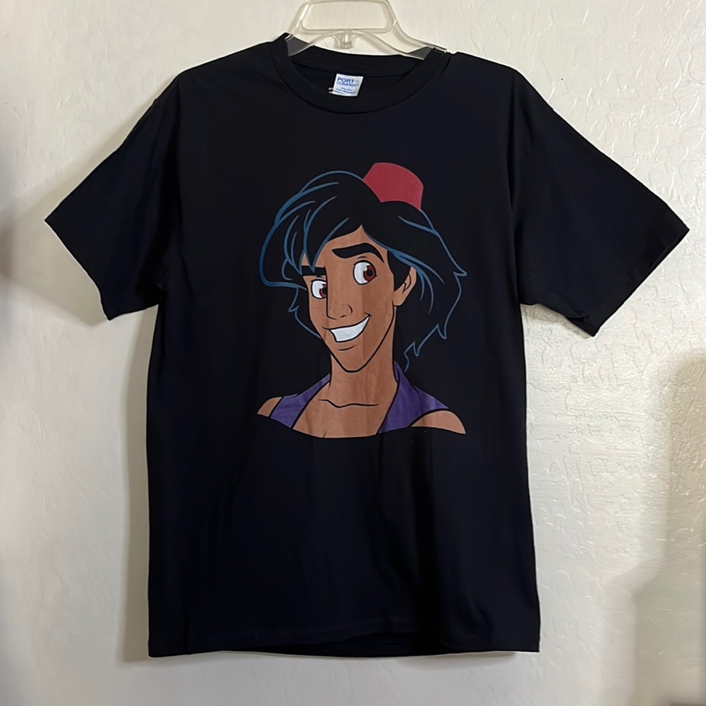 Disney Aladdin T Shirt Size M